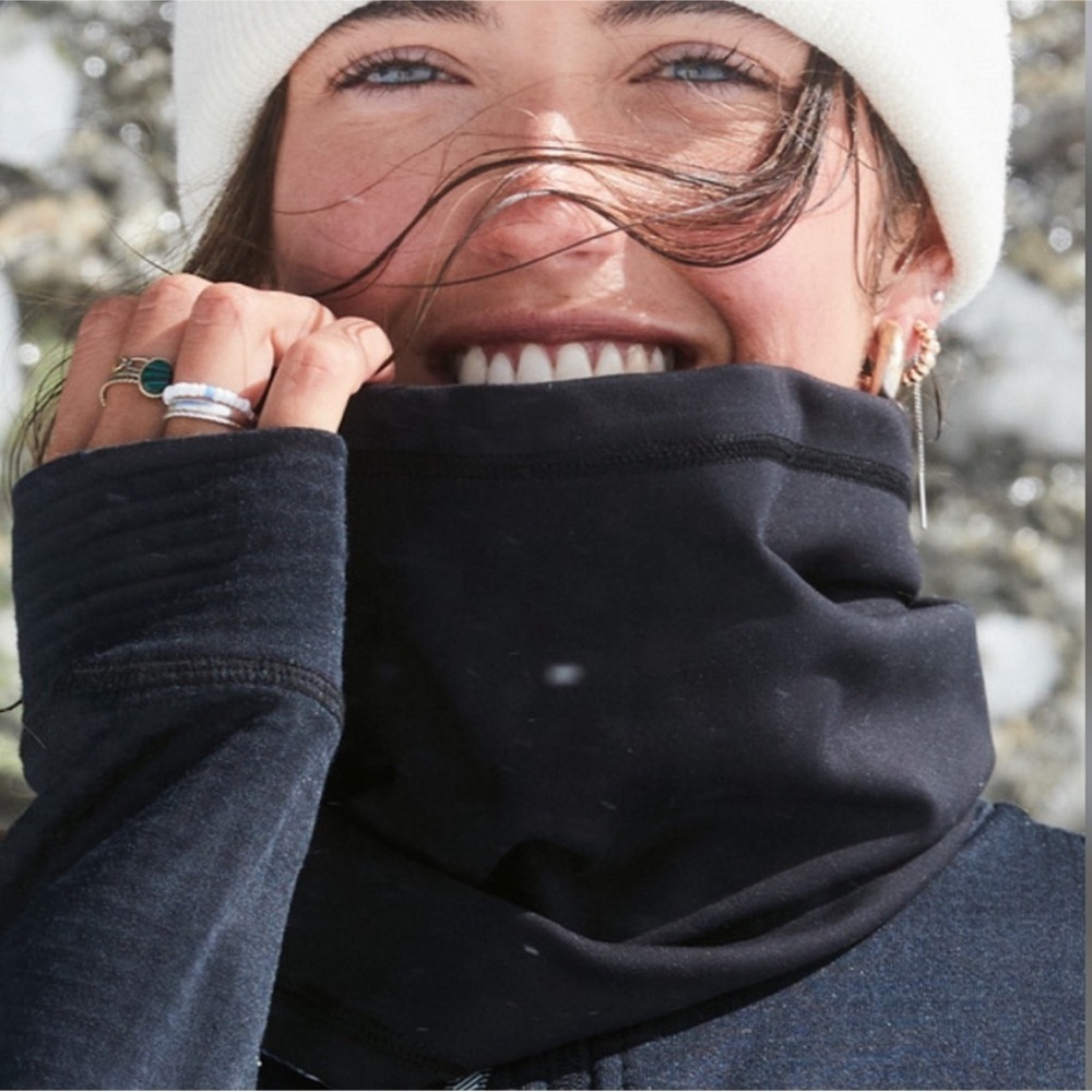Roxy True Balck Lana Collar Neck Warmer. New With Tags.